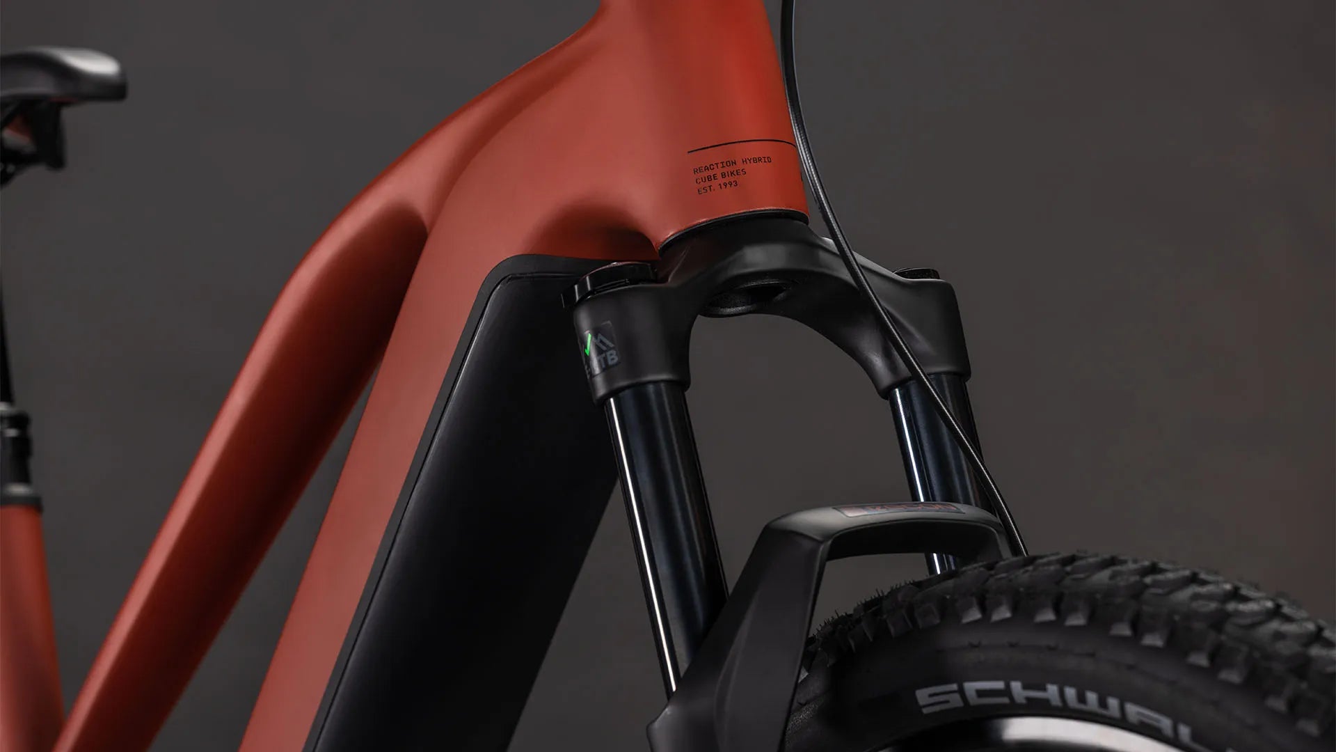 Cube Reaction Hybrid Race 800 amber´n´black Trapeze 2026