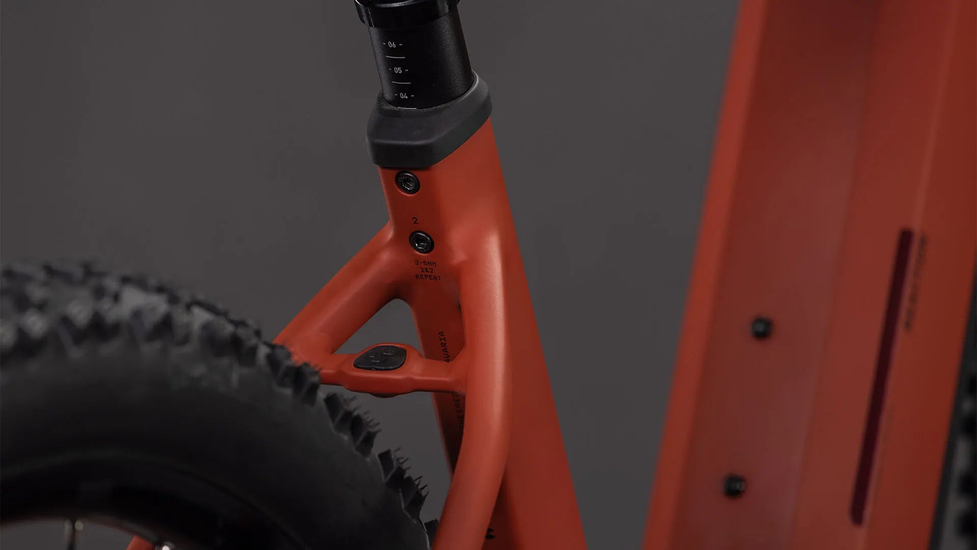 Cube Reaction Hybrid Race 800 amber´n´black Tiefeinsteiger 2026