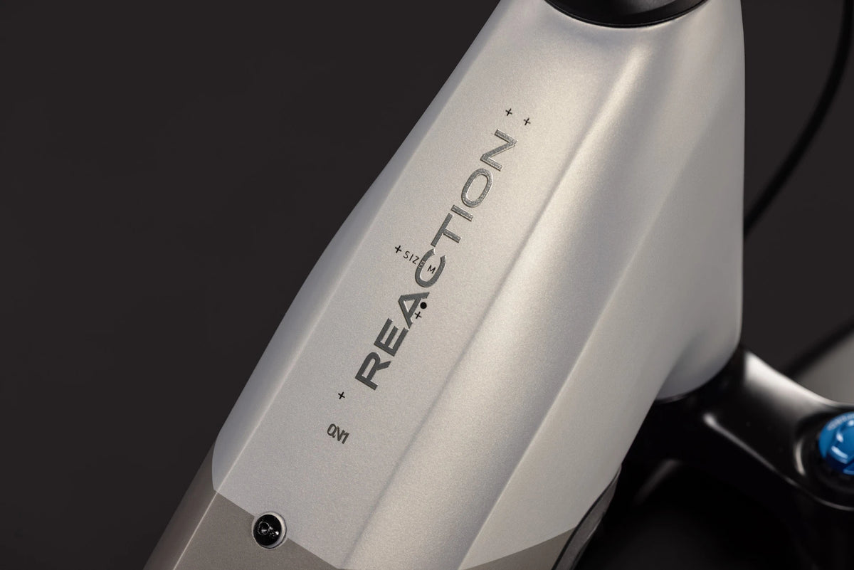 Cube Reaction Hybrid ONE 720 FE pearlsilver´n´chrome EE 2027