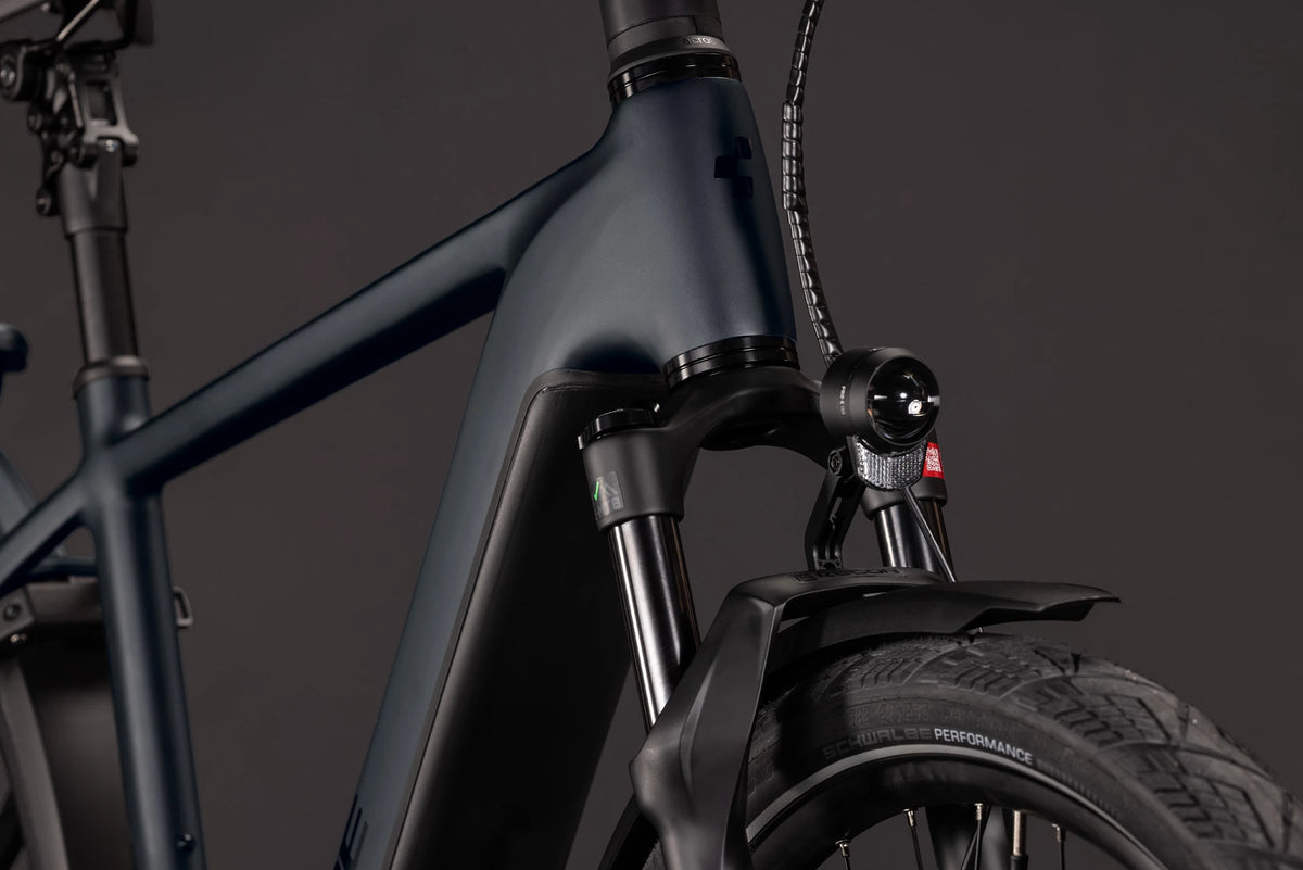 Cube Kathmandu Hybrid Pro 800 coal´n´black 2027