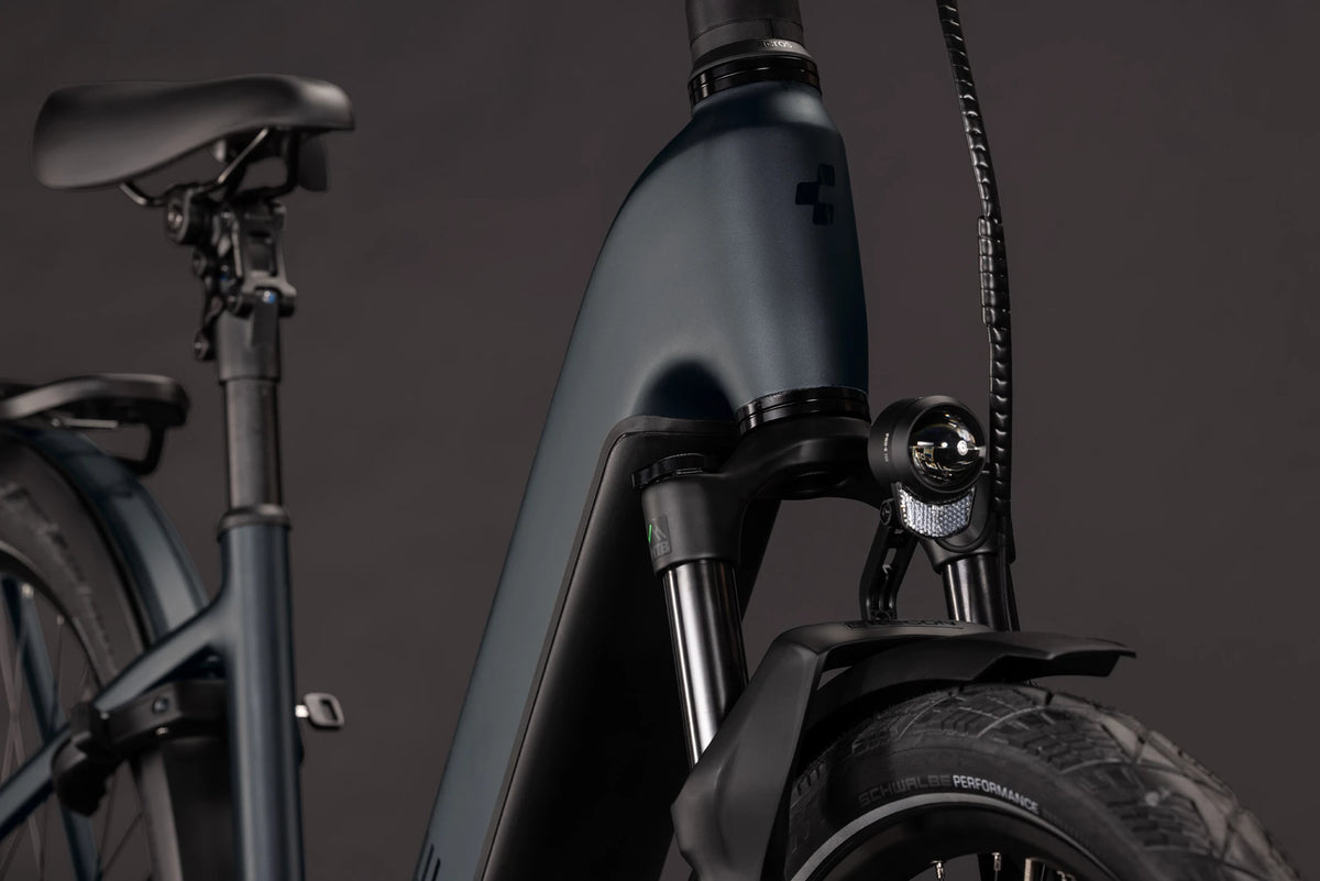 Cube Kathmandu Hybrid Pro 800 coal´n´black EE 2027