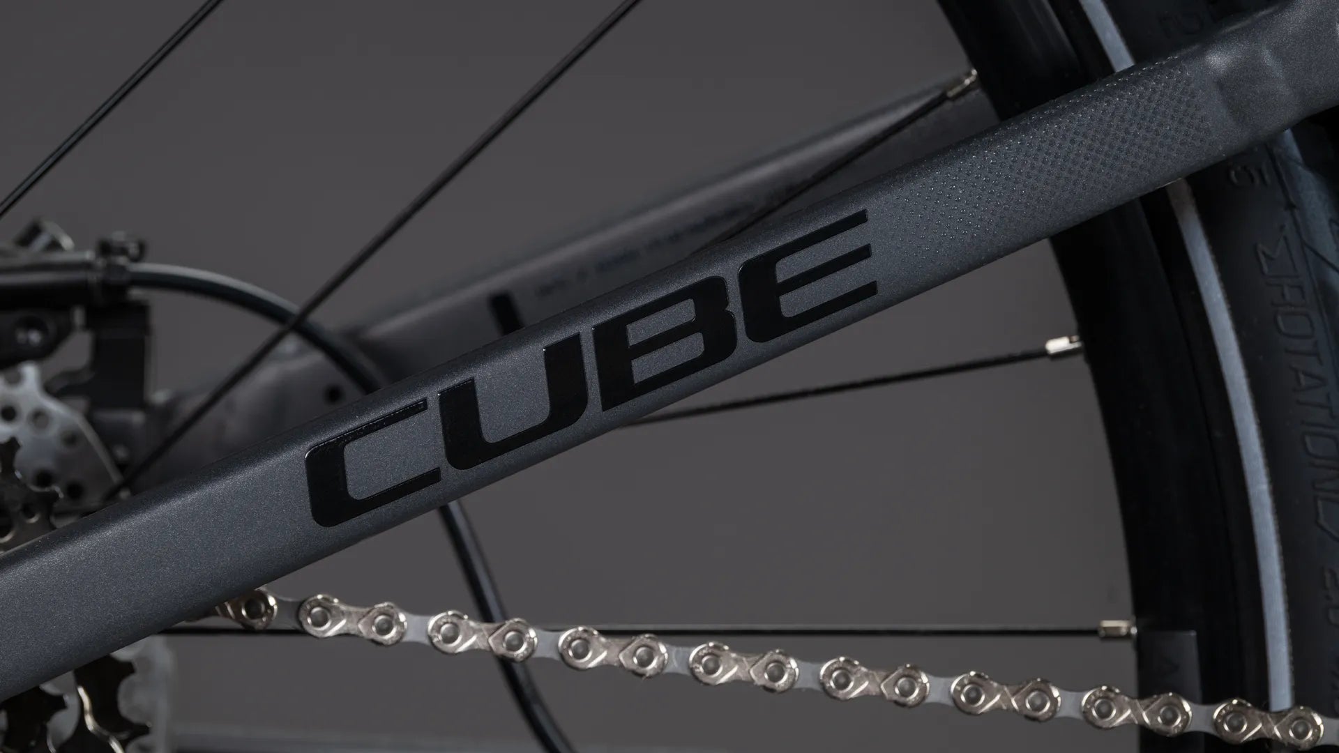 Cube Kathmandu Hybrid ONE11 HPC Pro 800 slapgrey´n´black Tiefeinsteiger 2026