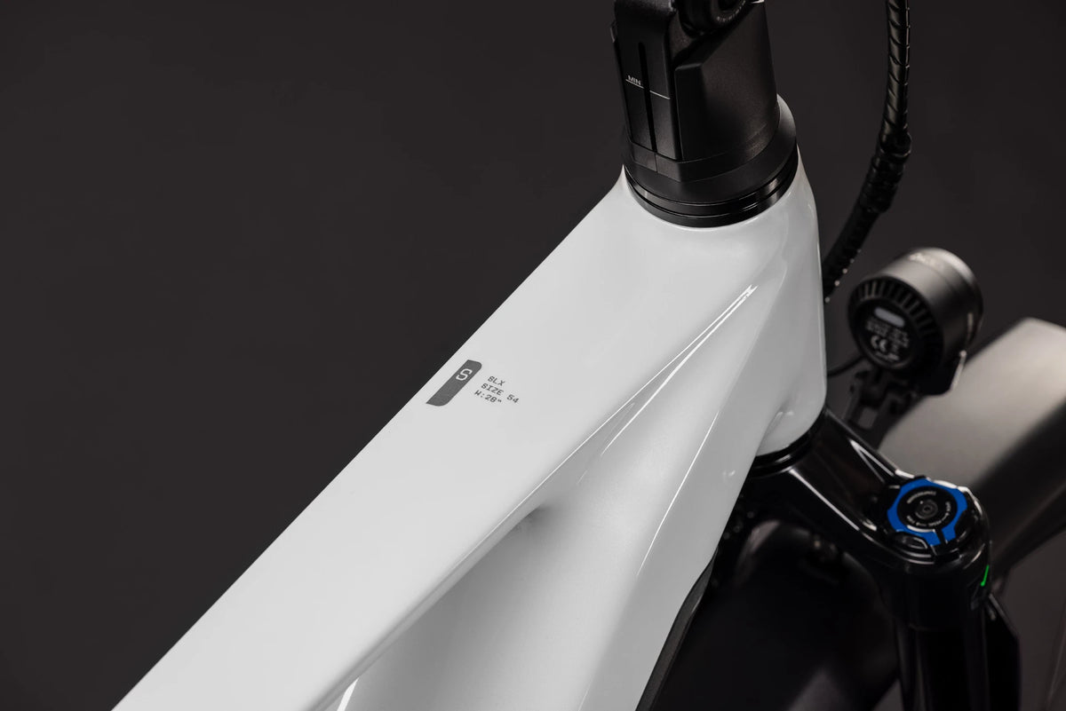 Cube Kathmandu Hybrid ONE11 HPC SLX 800 metallicwhite´n´prizm 2027