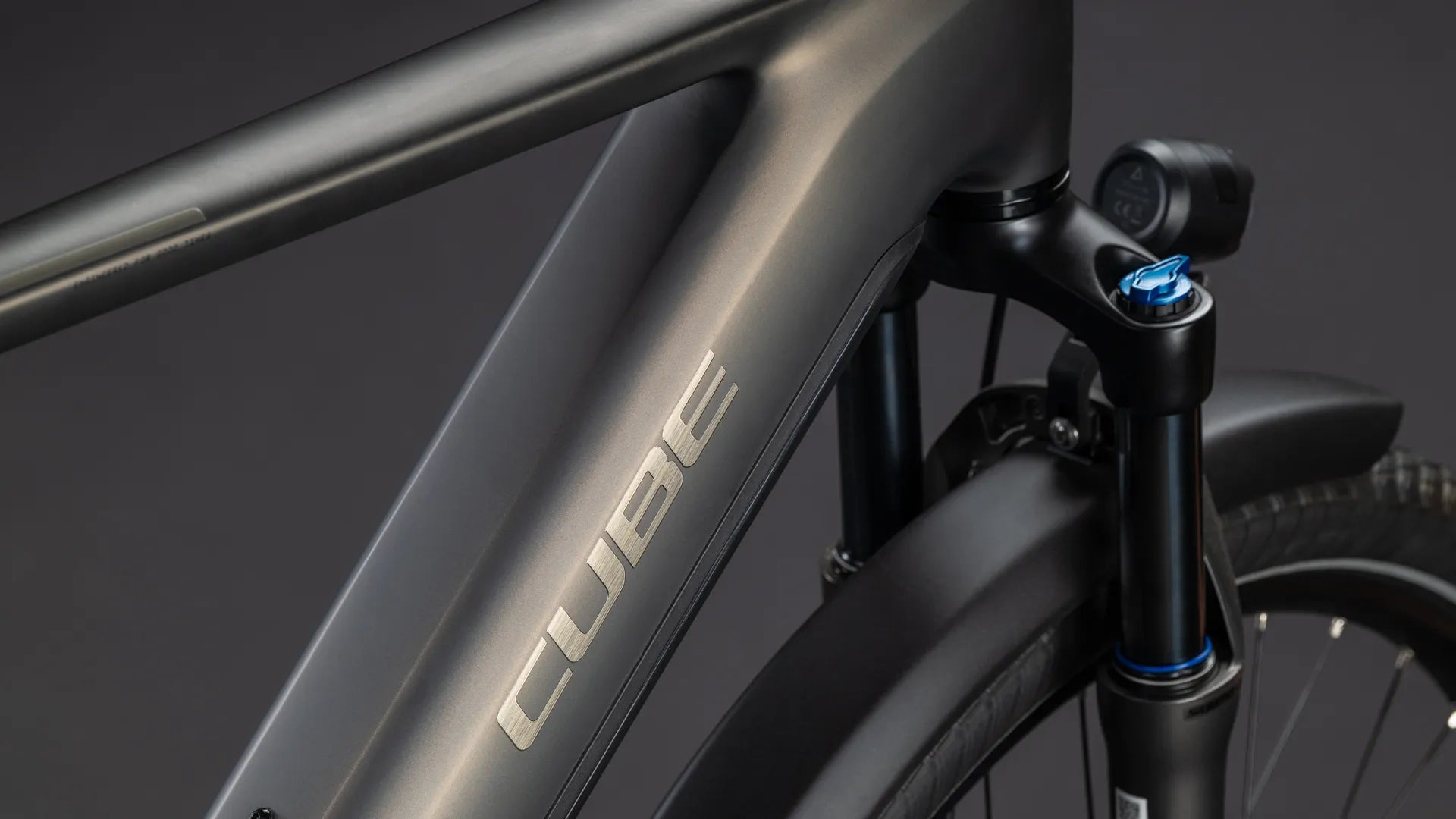 Cube Touring Hybrid Comfort SLX 800 charcoal´n´chrome 2026
