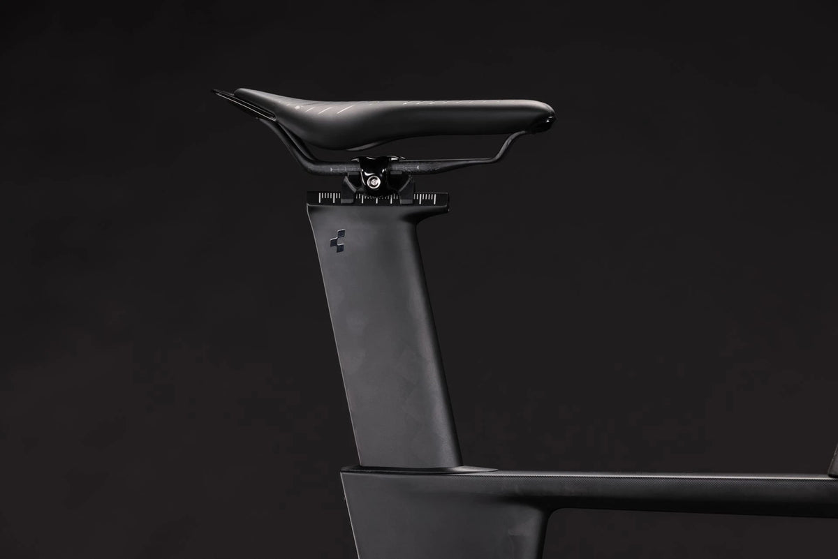 Cube Aerium C:68X Race carbon´n´chrome 2027