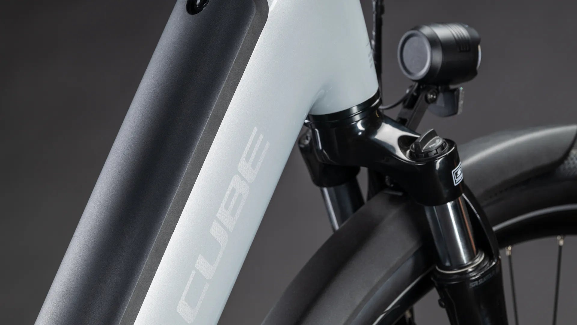 Cube Supreme Hybrid Comfort ONE 600 foggrey´n´reflex Tiefeinsteiger 2026
