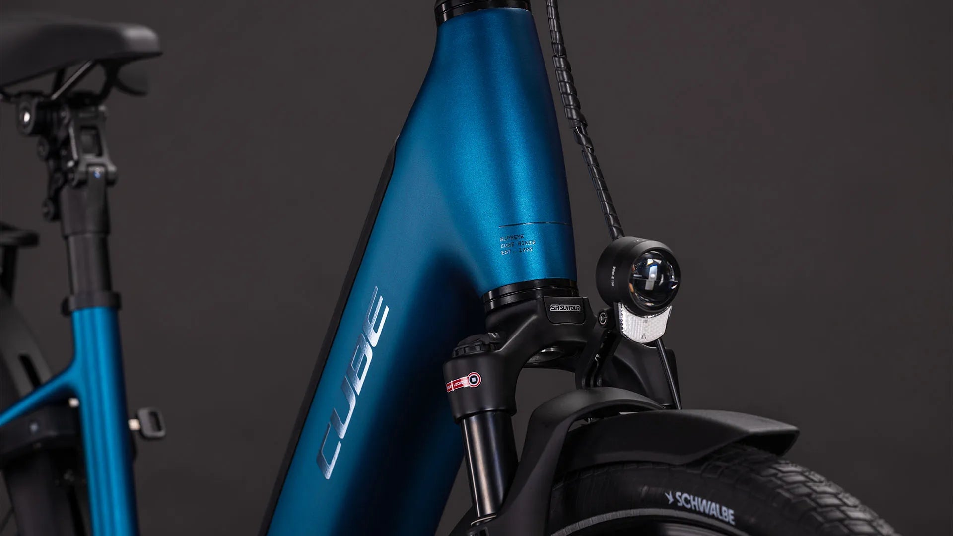 Cube Supreme Hybrid Deluxe Pro 600 electricblue´n´chrome Tiefeinsteiger 2026