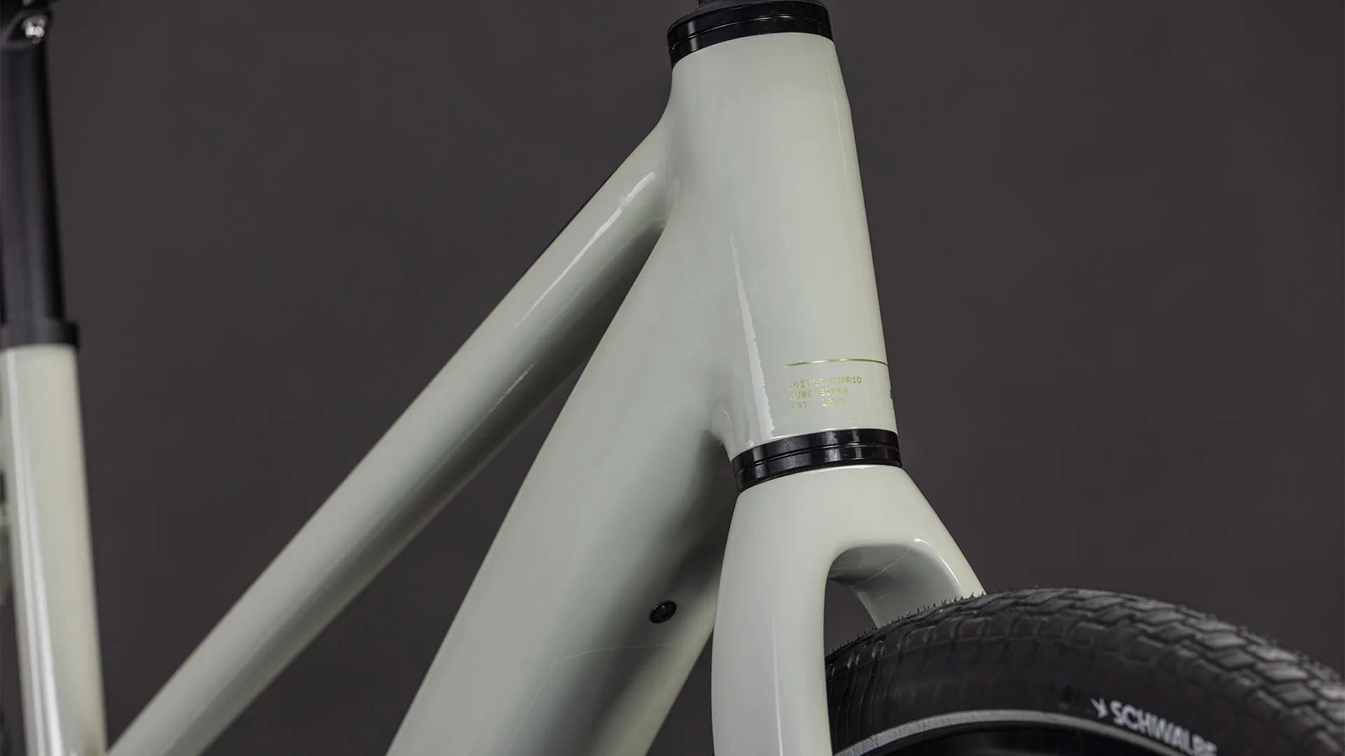 Cube Editor Hybrid SLX 400X reedbeige´n´chrome Trapeze 2026