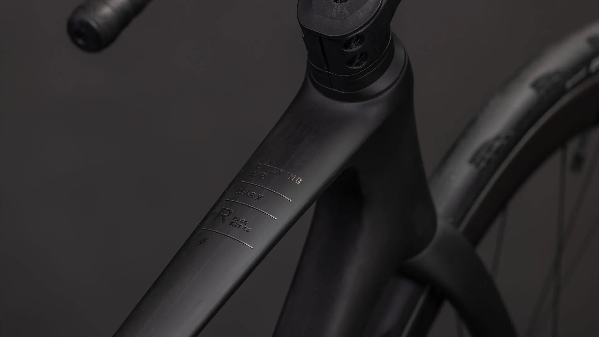 Cube Litening AIR C:68X Race blackline 2026