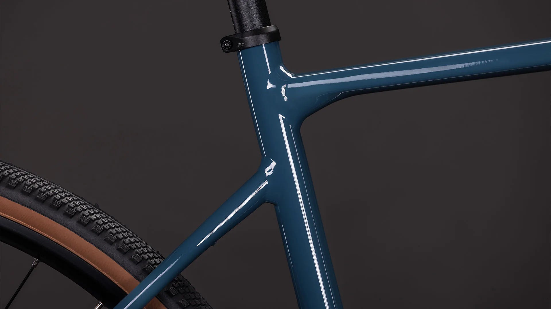 Cube Nuroad ONE grovegreen´n´black 2026
