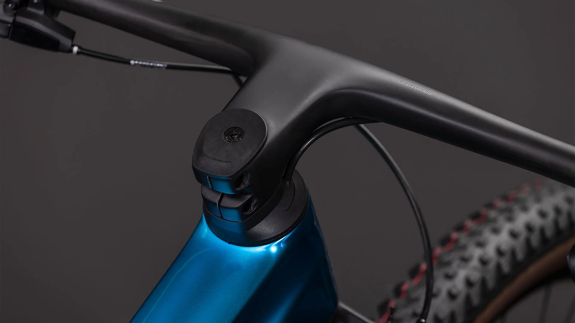 Cube Phenix C:68X Race chromeblue´n´liquidblue 2026