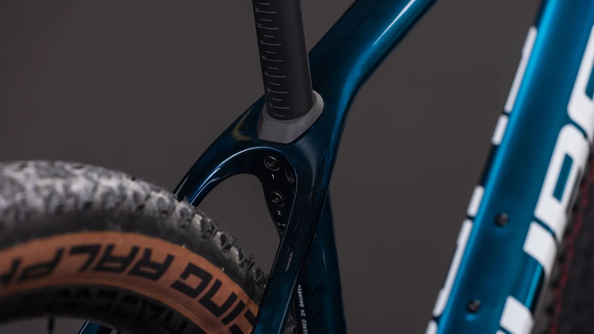 Cube Phenix C:68X Race chromeblue´n´liquidblue 2026