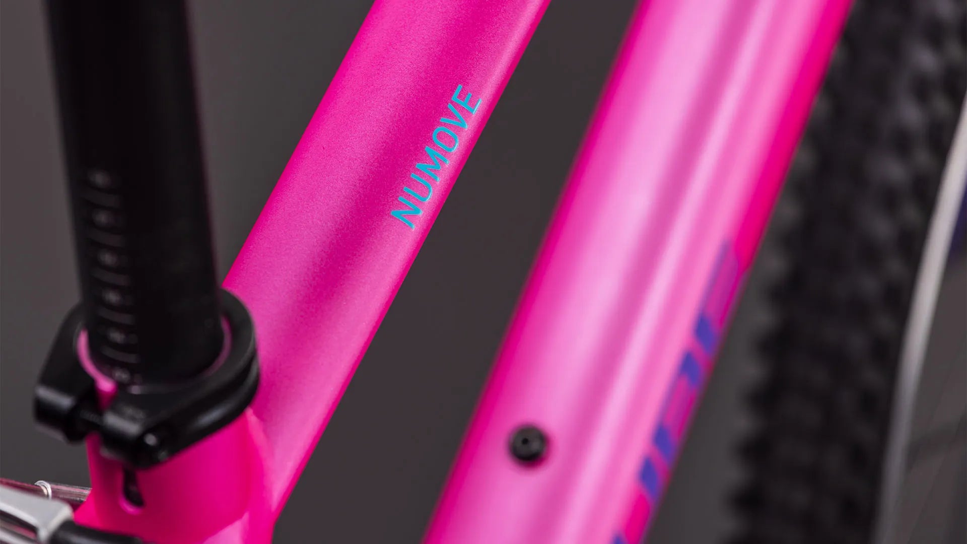 Cube Numove 200 fucsia´n´plum 2026