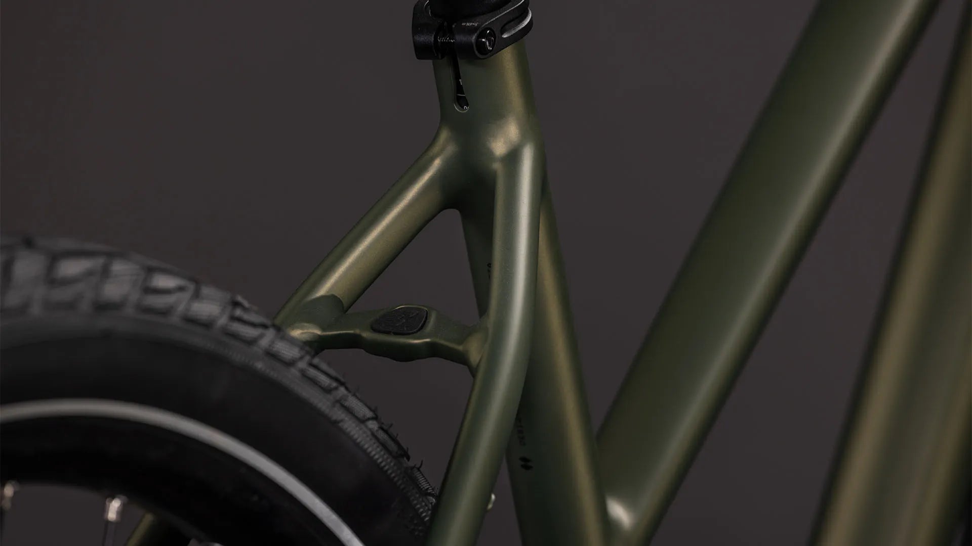 Cube Editor ONE reedgreen´n´black Trapeze 2026