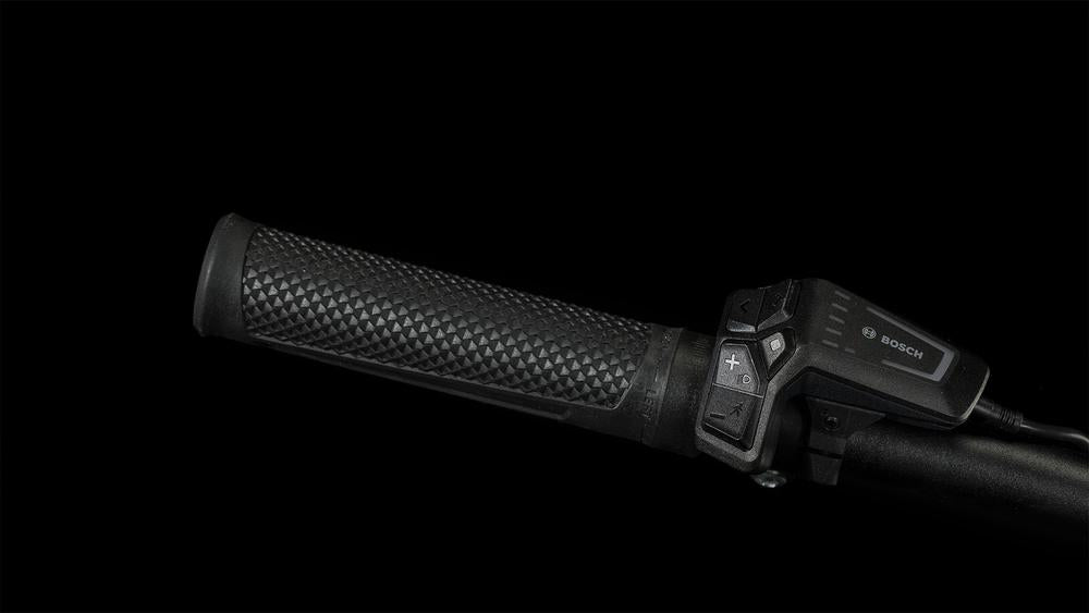 Cube Reaction Hybrid Pro 750 flashwhite´n´black Easy Entry