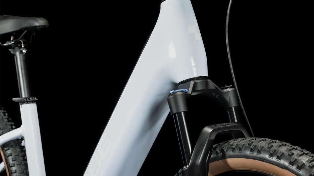 Cube Reaction Hybrid Pro 750 flashwhite´n´black Easy Entry