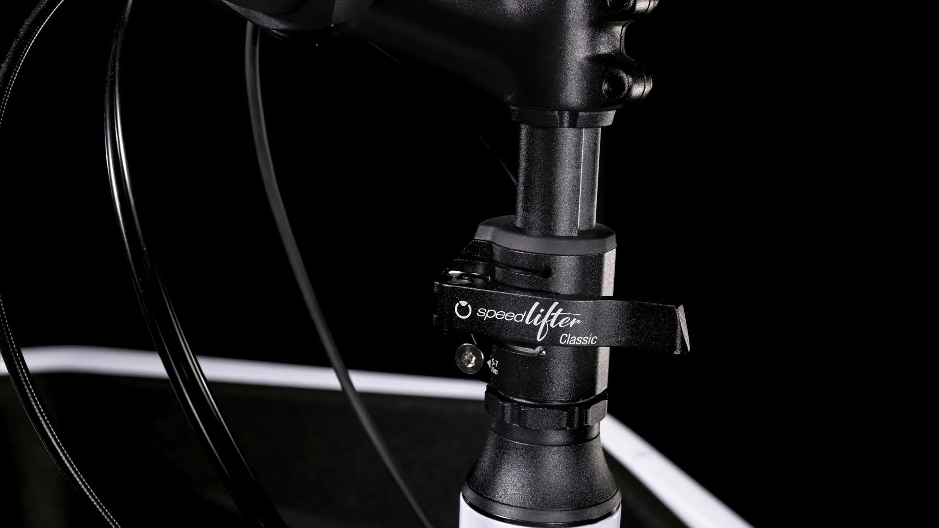 Cube Cargo Sport Hybrid 500 white black 2025