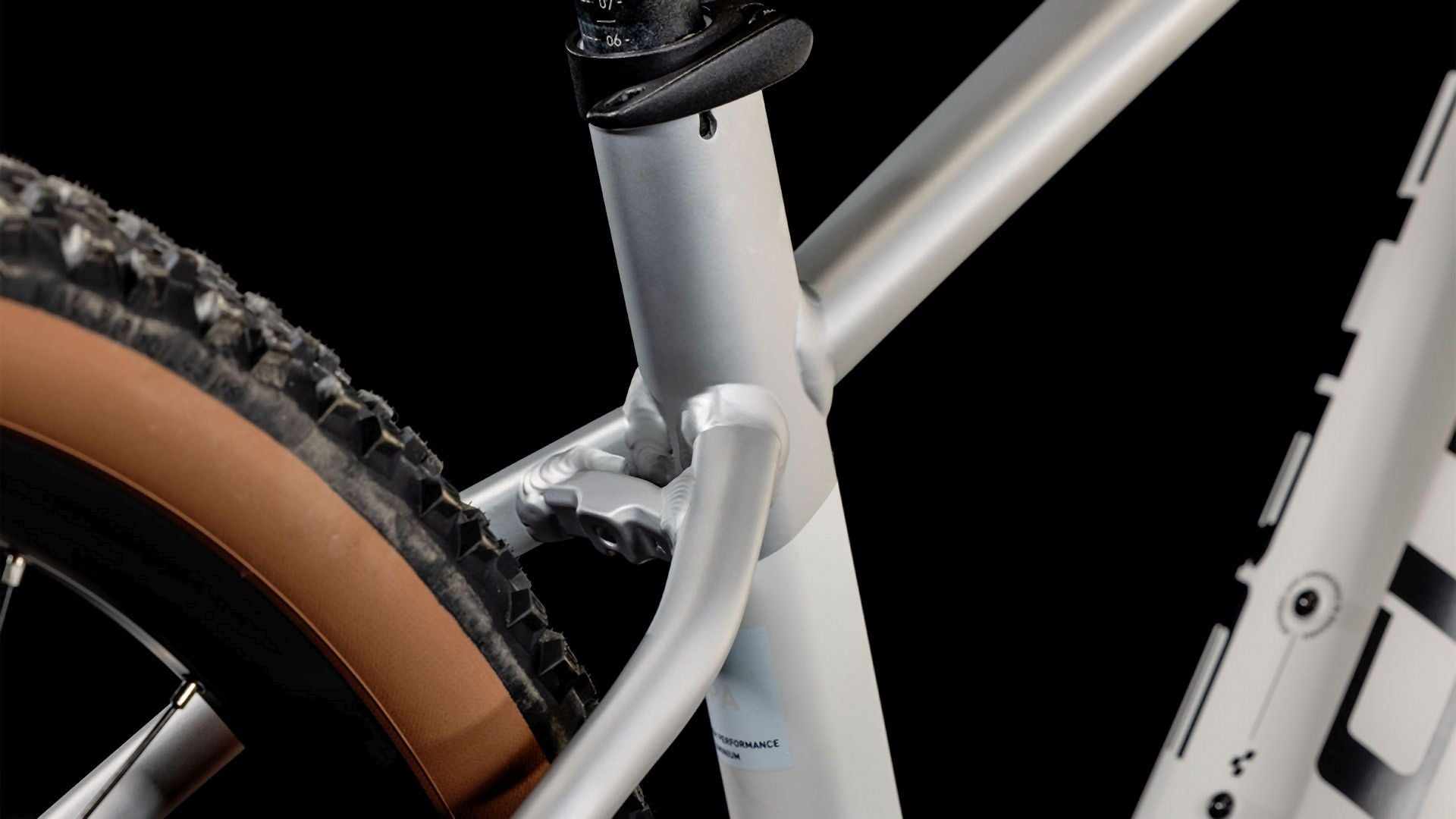 Cube Reaction Hybrid SLT 750 silver'n'cream 2024