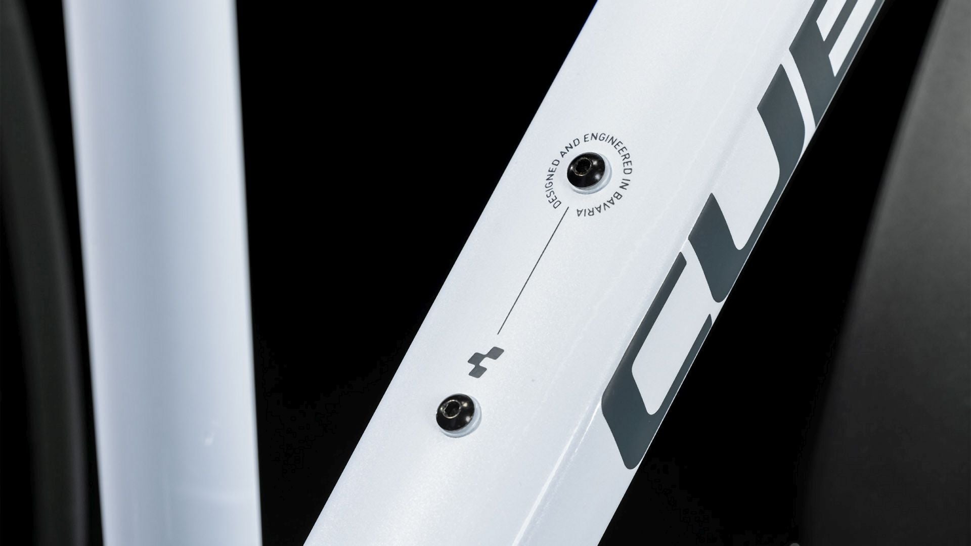 Cube Nature Pro Allroad frostwhite´n´grey Trapez 2024