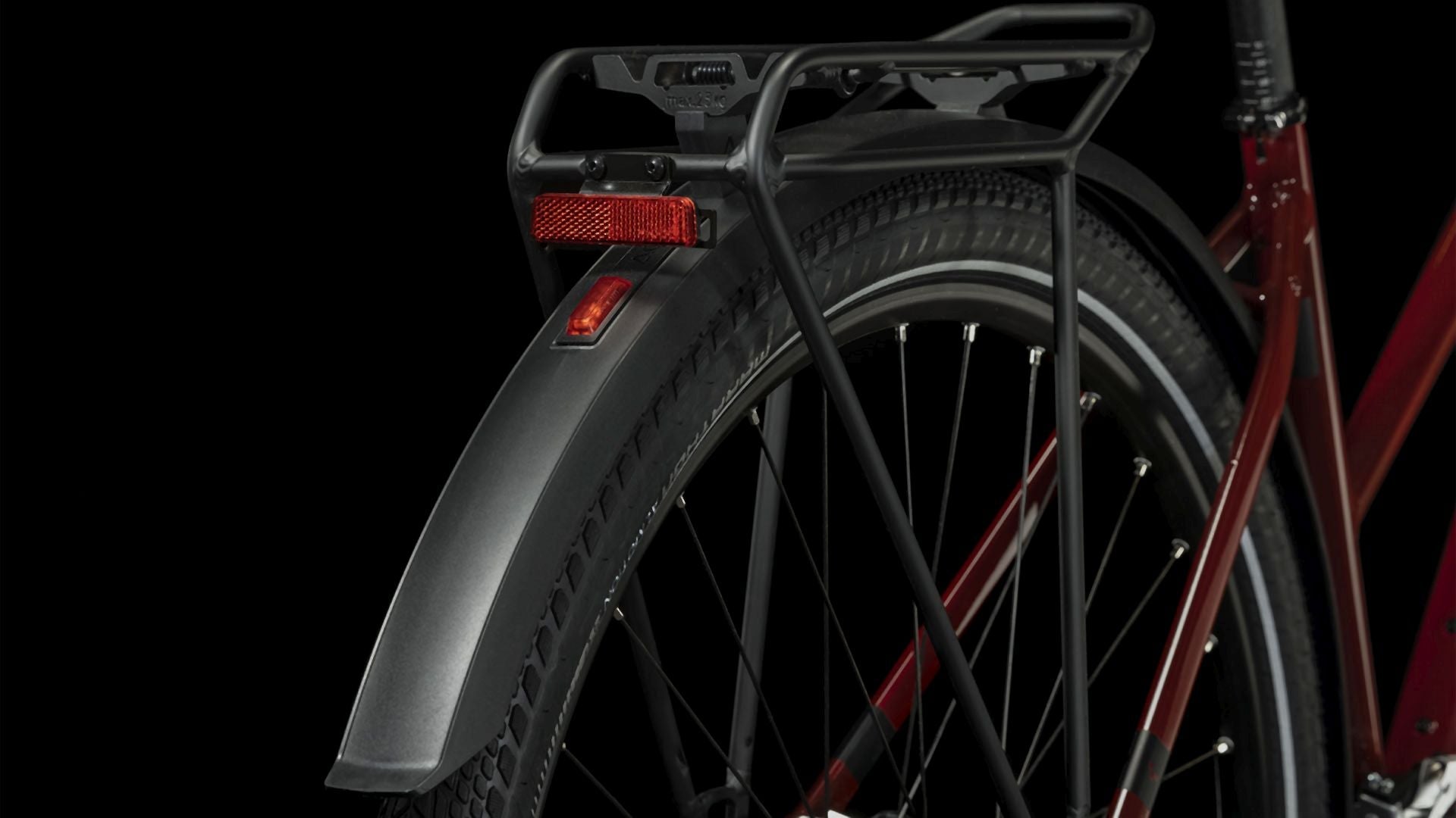 Cube Travel mirrorred´n´black Trapez 2024