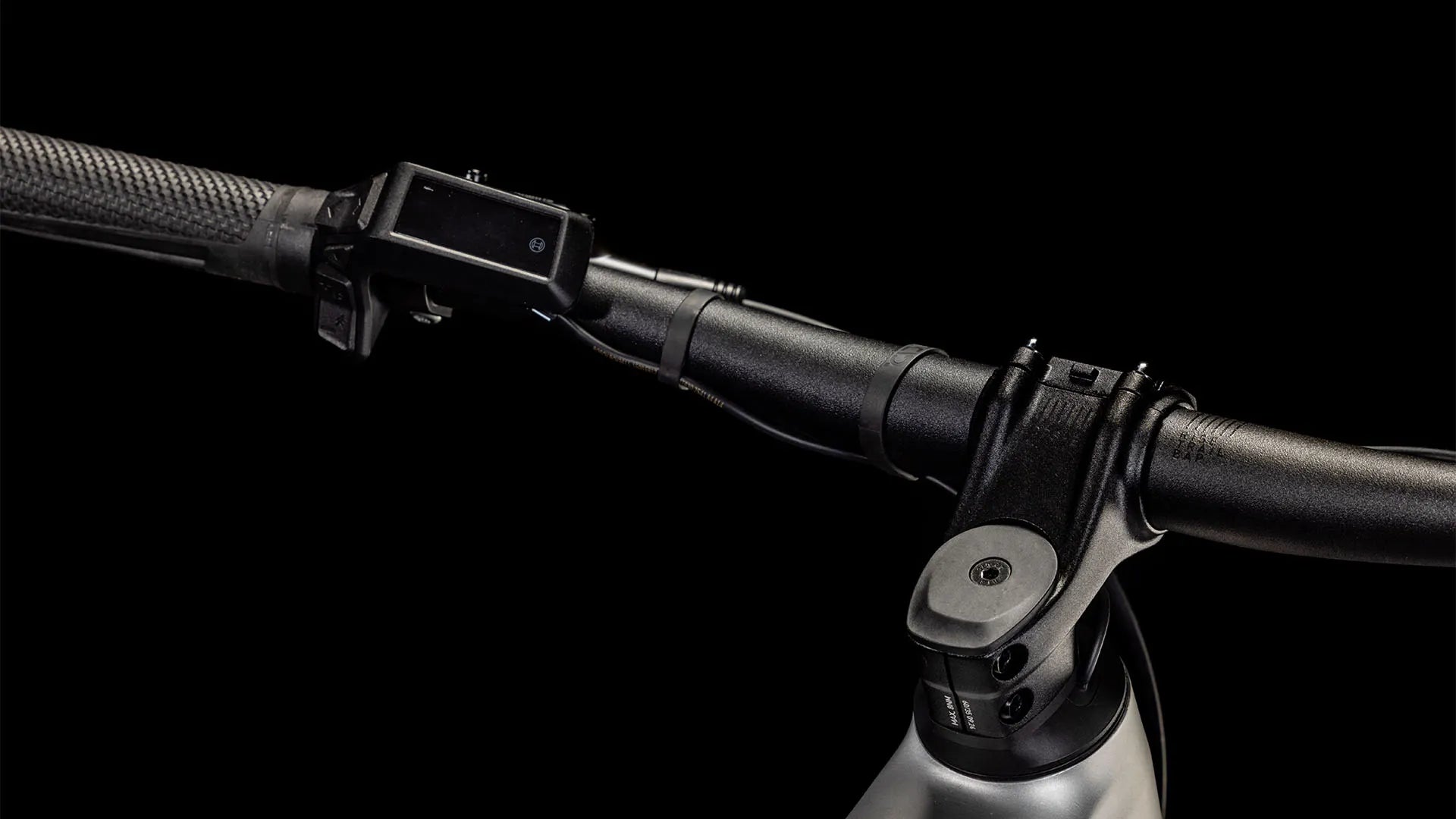 Cube Reaction Hybrid ONE 800 silver'n'black 2025