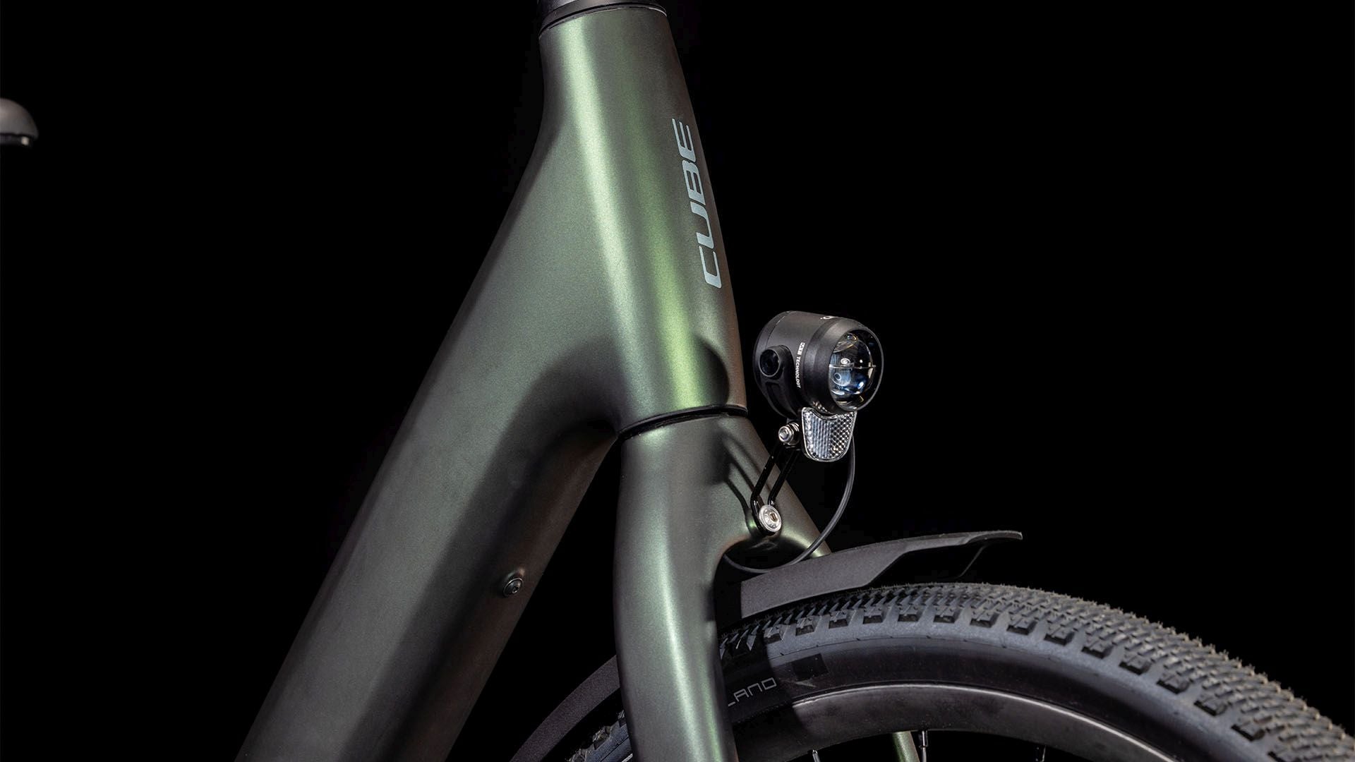 CUBE Kathmandu Hybrid C:62 SLT 400X stellar´n´origanogreen deep setting 2025
