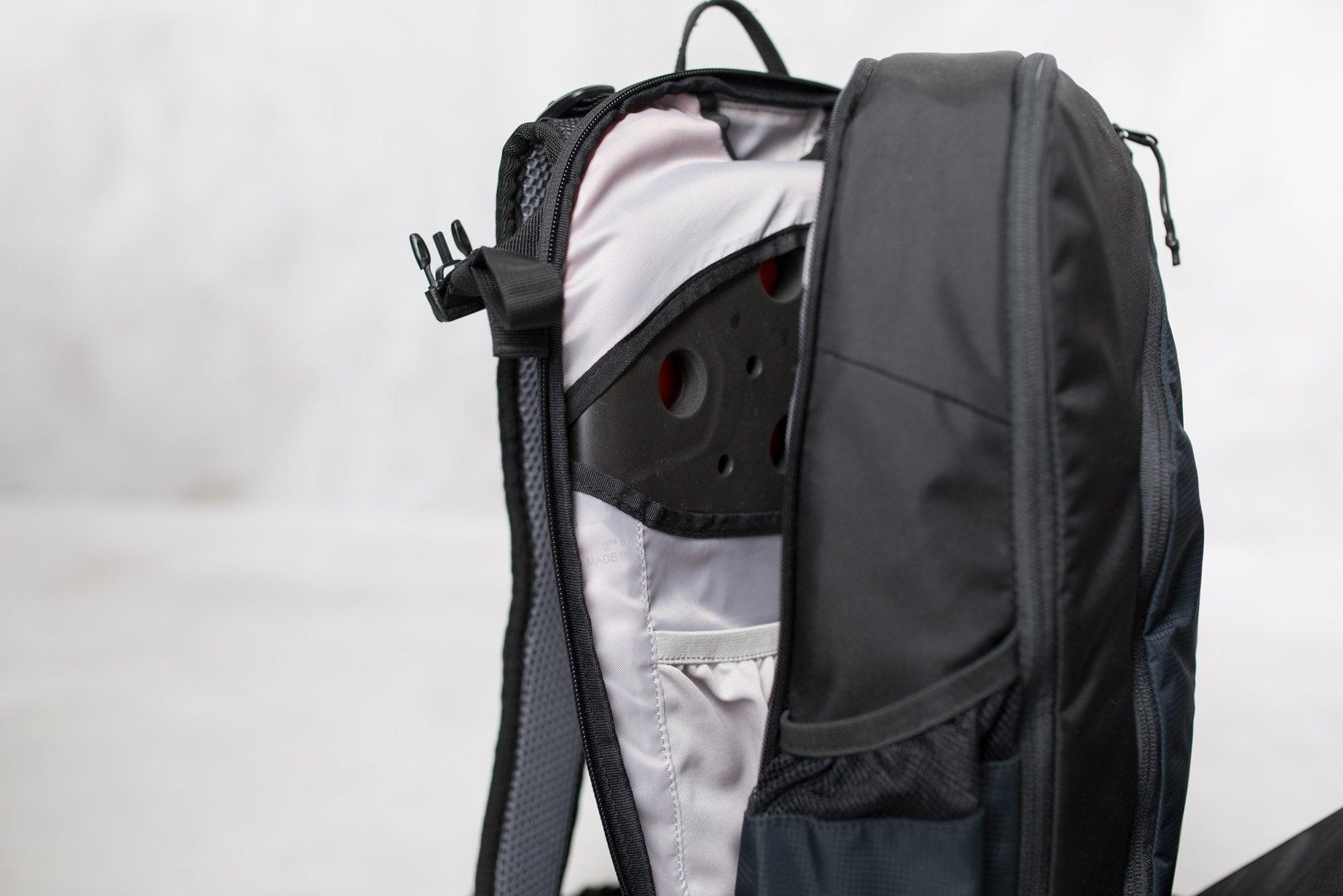 Cube Rucksack EDGE TRAIL - Liquid-Life #Wähle Deine Farbe_Black