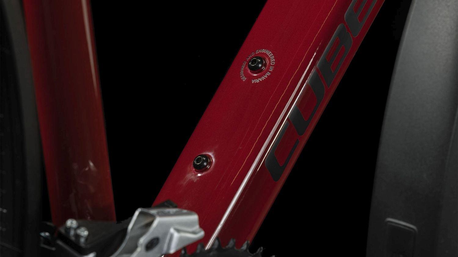 Cube Travel mirrorred´n´black 2023 Trapeze - Liquid-Life