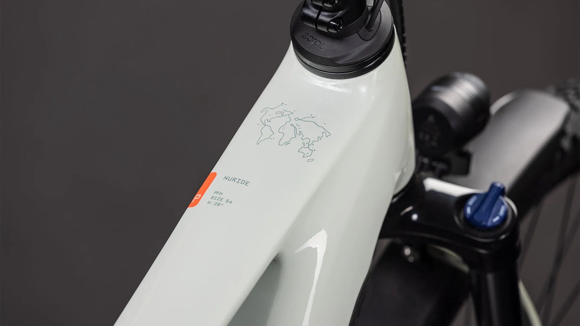 Cube Nuride Hybrid Performance 600 desertstone´n´grey 2026