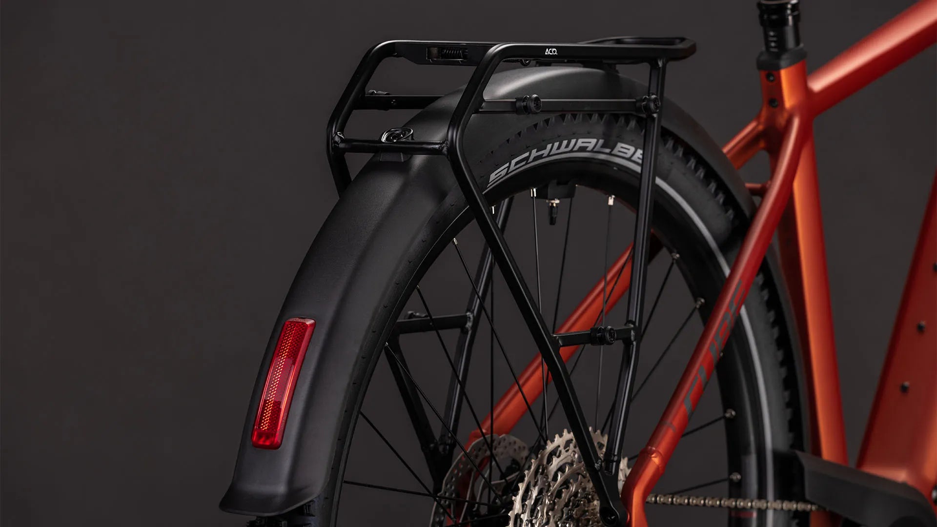 Cube Nuride Hybrid Pro 600 chilli´n´black 2026