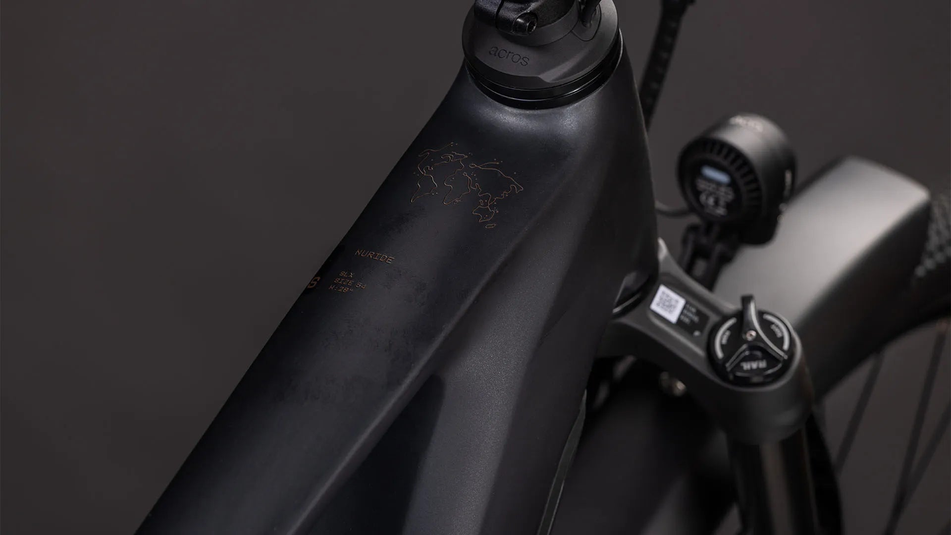 Cube Nuride Hybrid SLX 800 black´n´gold 2026