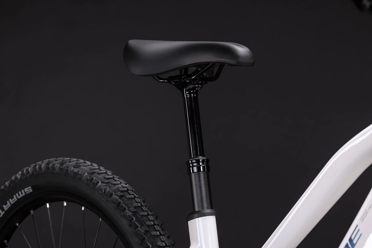 Cube Reaction Hybrid Race 800 snow´n´black Trapeze 2027