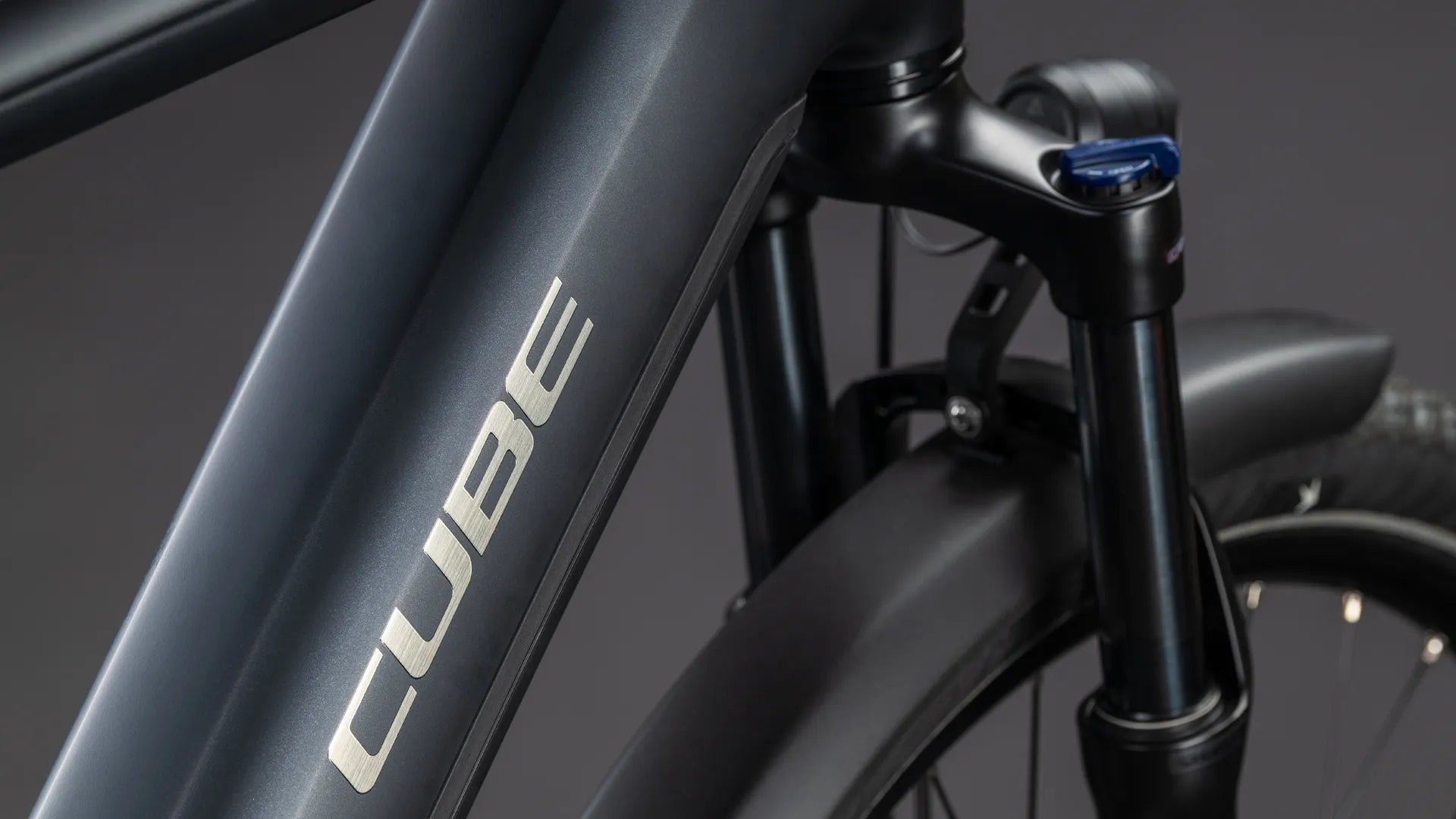 Cube Touring Hybrid ONE 600 coal´n´chrome 2026