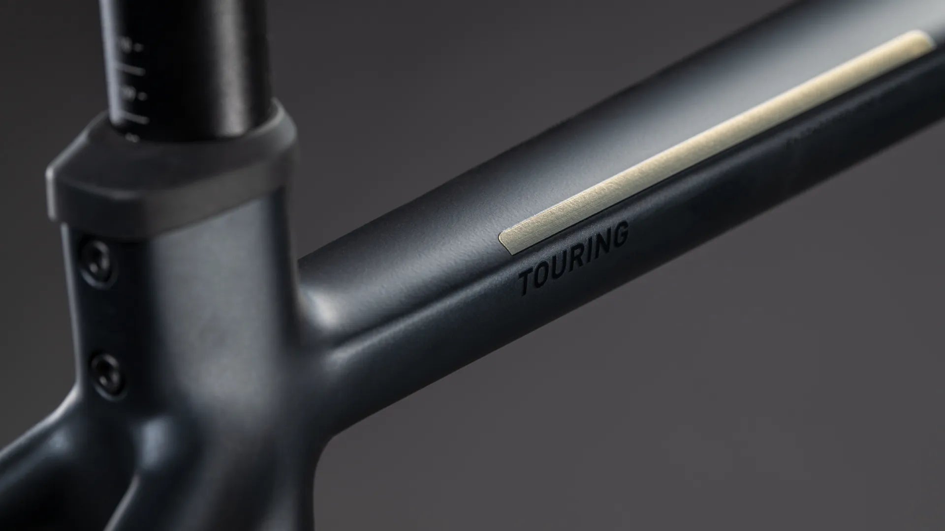Cube Touring Hybrid ONE 600 coal´n´chrome 2026