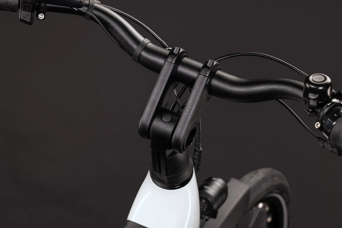 Cube Supreme RT Hybrid Comfort EX 600 metallicwhite´n´reflex EE 2027