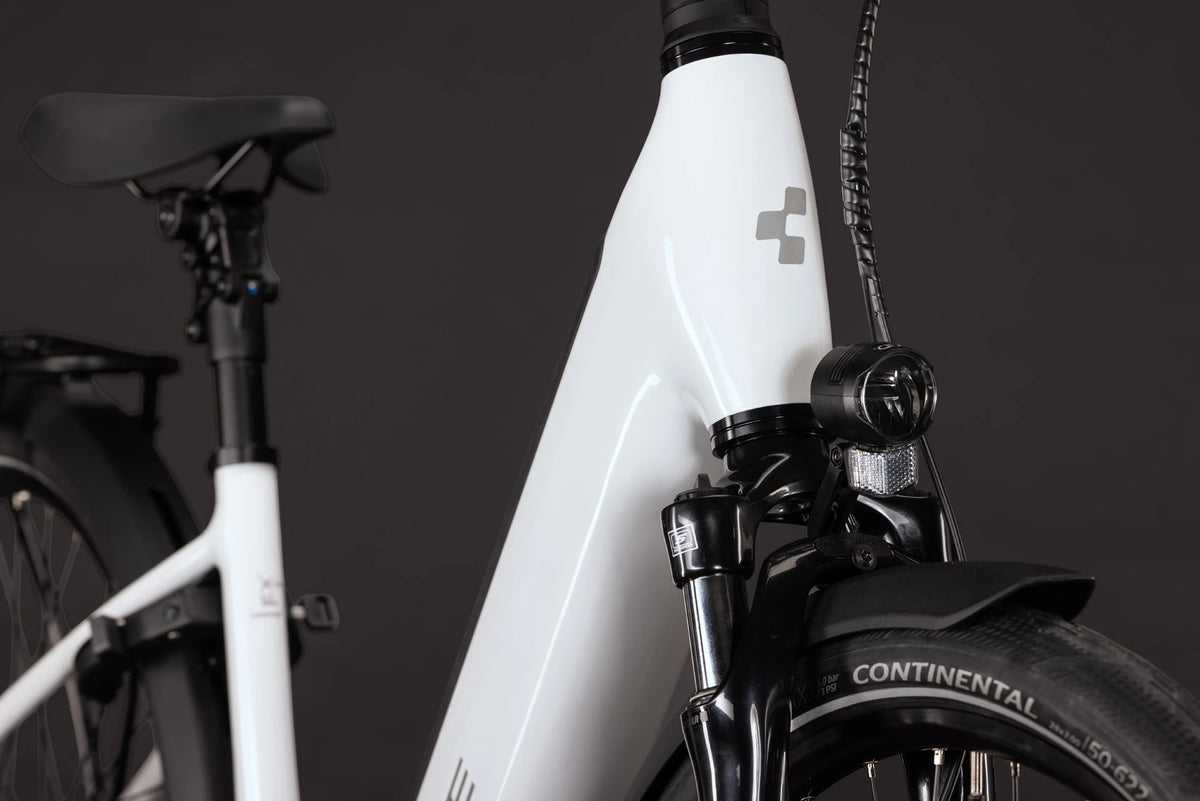 Cube Supreme RT Hybrid Comfort EX 600 metallicwhite´n´reflex EE 2027