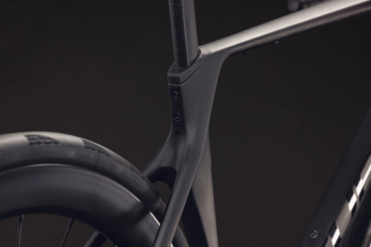 Cube Cube Agree C:62 Pro carbon´n´black 2027