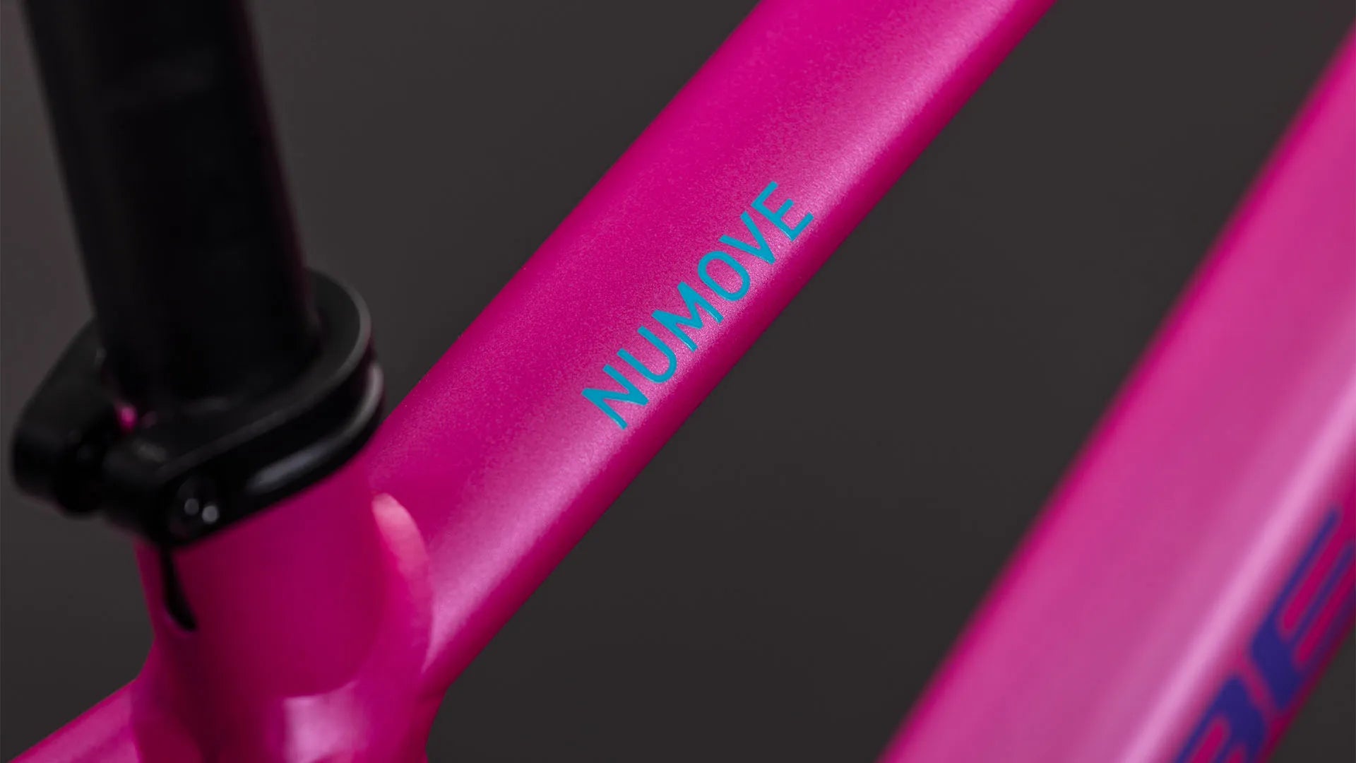 Cube Numove 160 fucsia´n´plum 2026