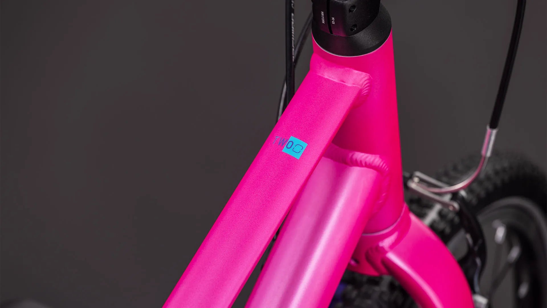 Cube Numove 200 fucsia´n´plum 2026