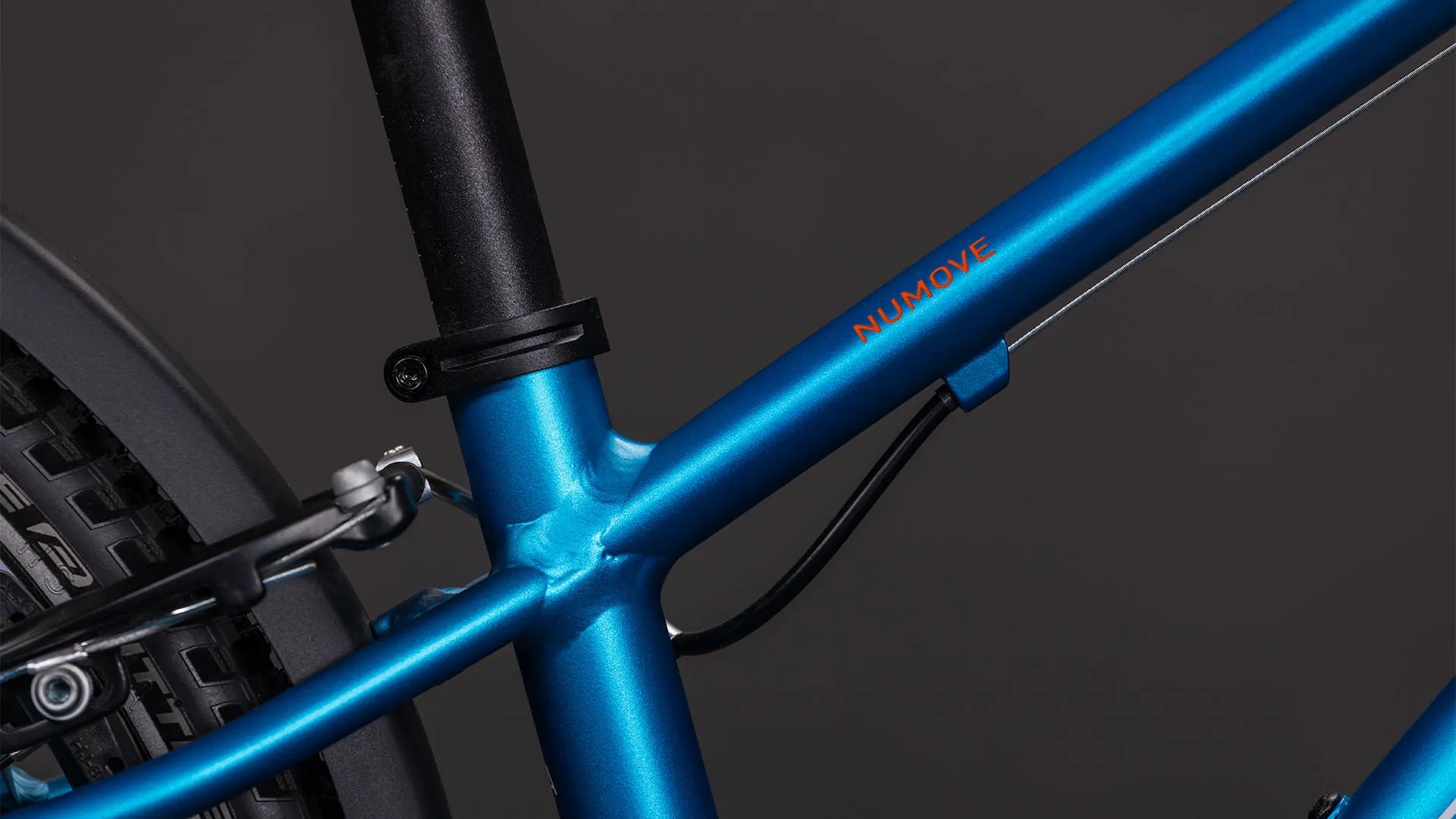 Cube Numove 200 FE topasblue´n´nebula 2026
