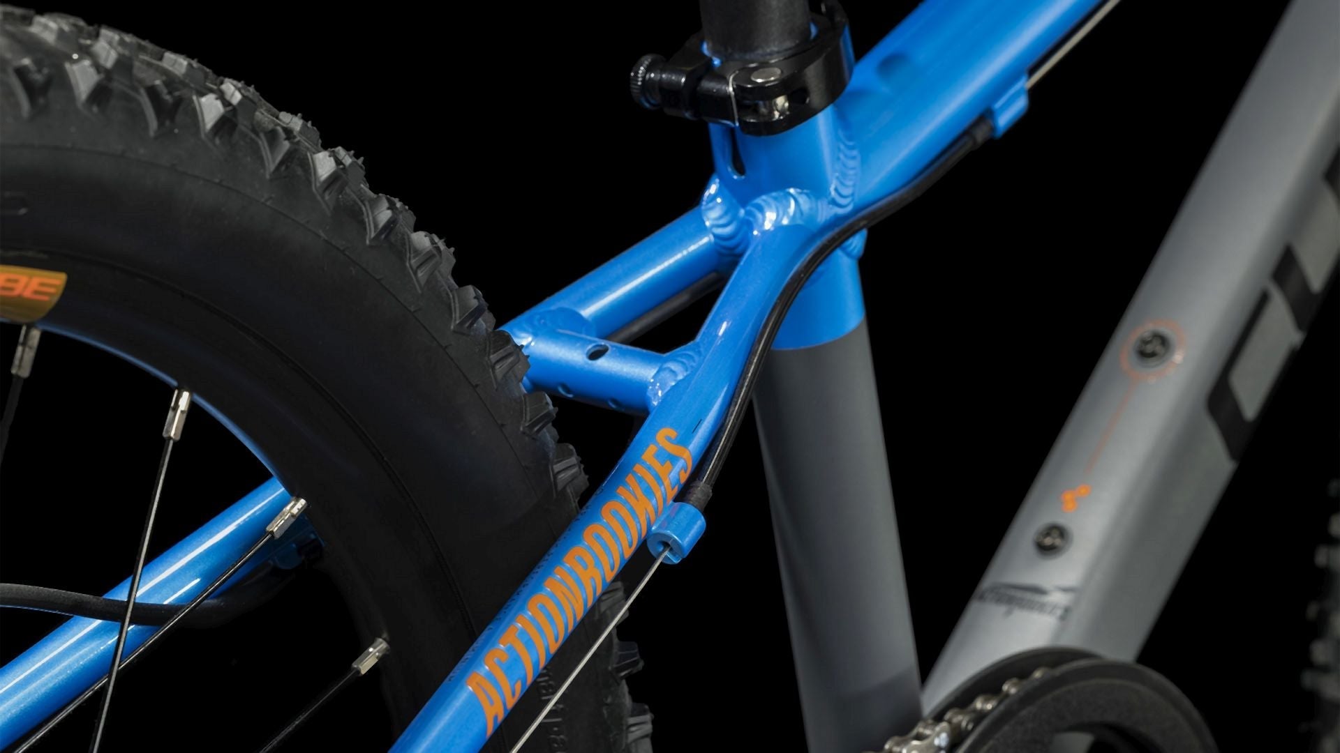 Cube Acid 200 Disc action team 2024