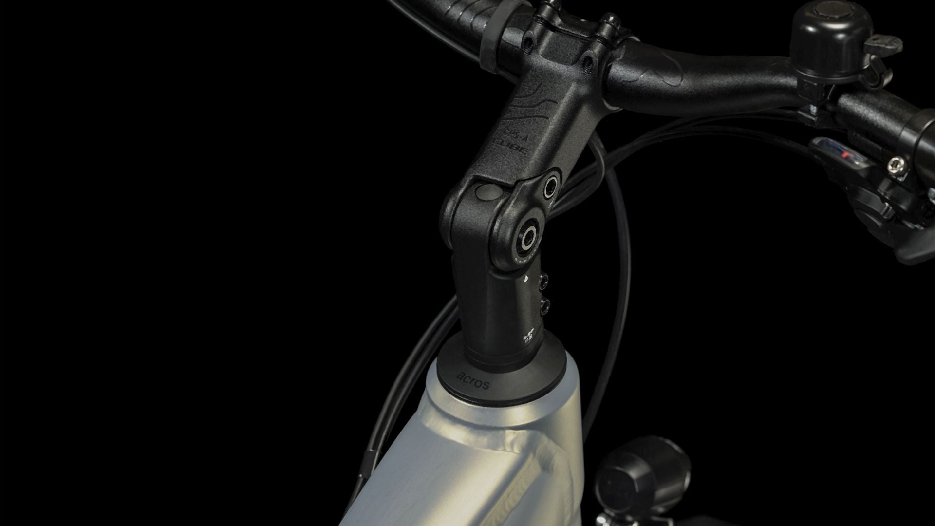 Cube Touring Hybrid Pro 625 pearlysilver´n´black Trapeze 2024