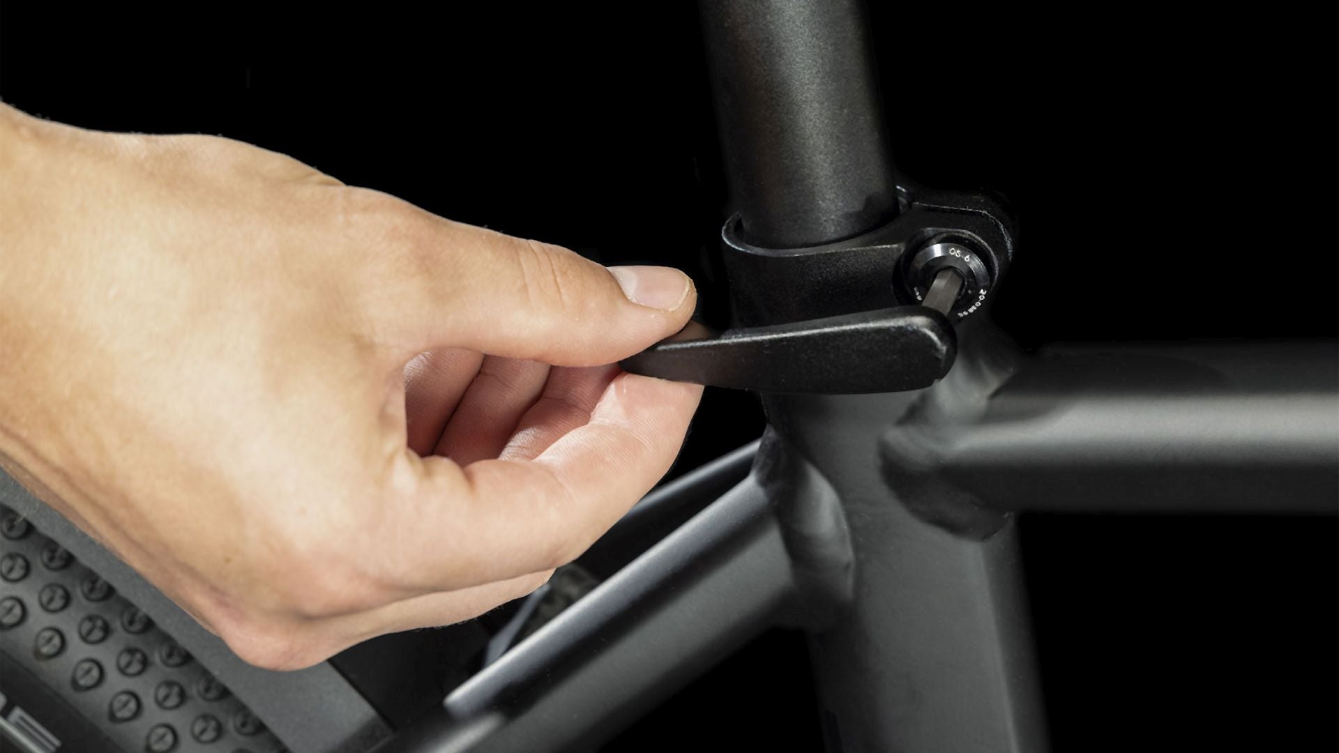 Cube Nuride Hybrid Pro 750 Allroad black'n'metal 2024