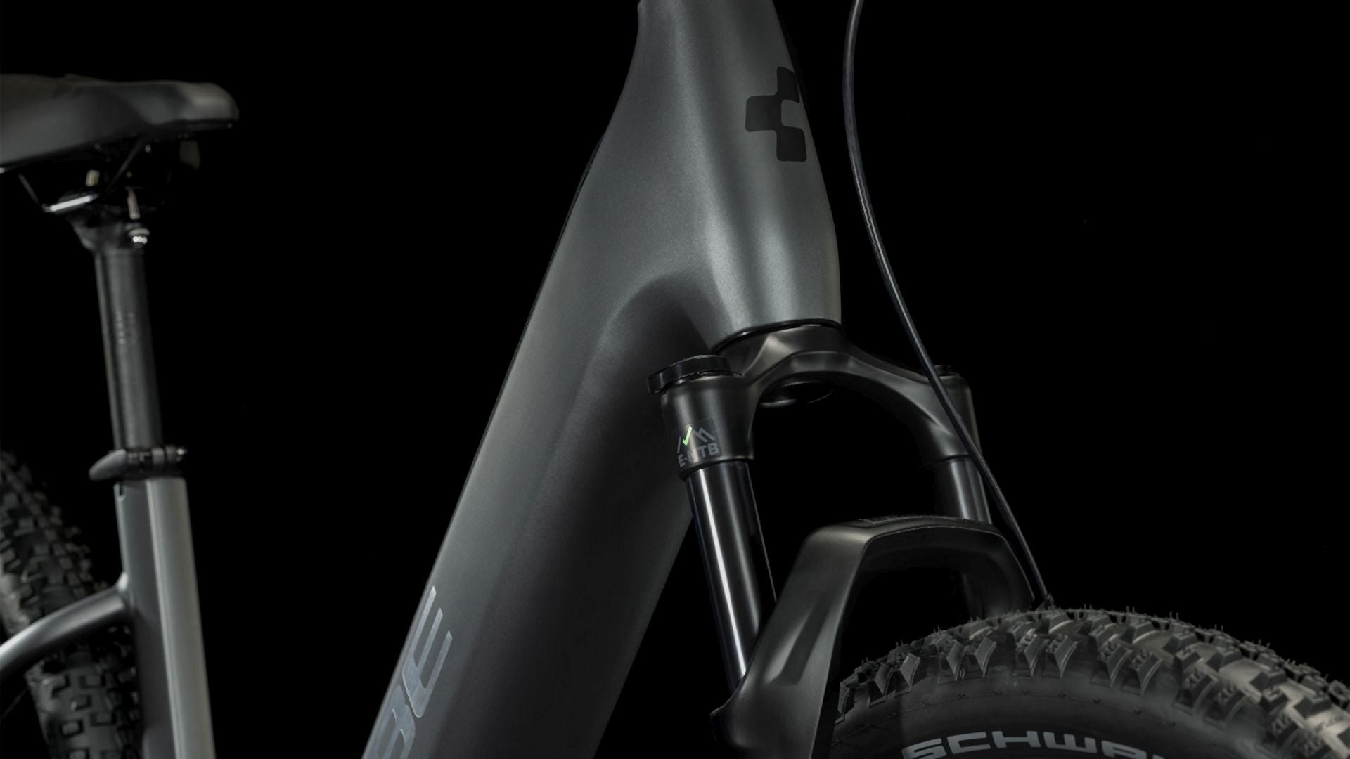Cube Reaction Hybrid Race 750 grey'n'metal Easy Entry 2024