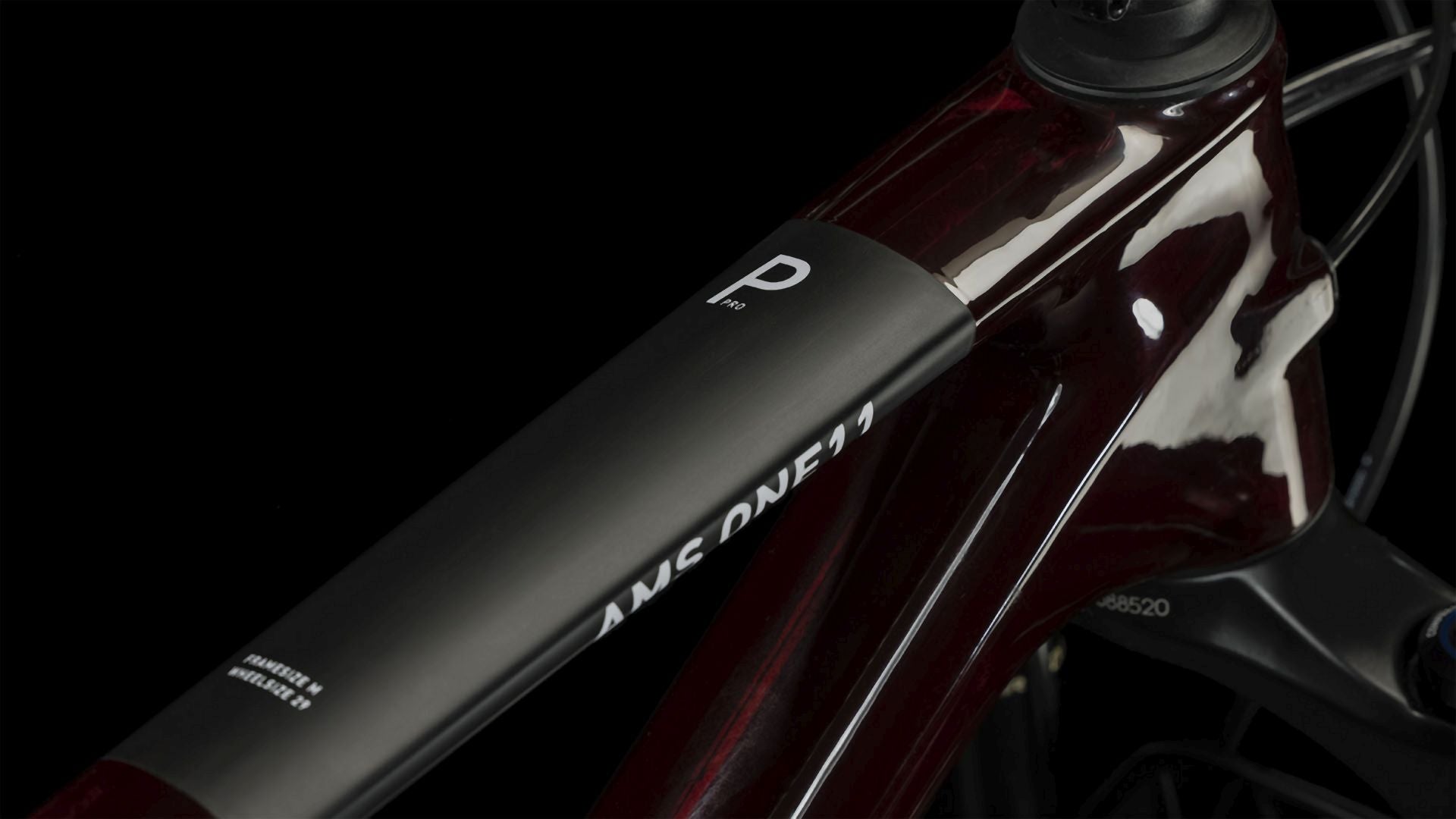 Cube AMS ONE11 C:68X Pro liquid red´n´carbon 2024