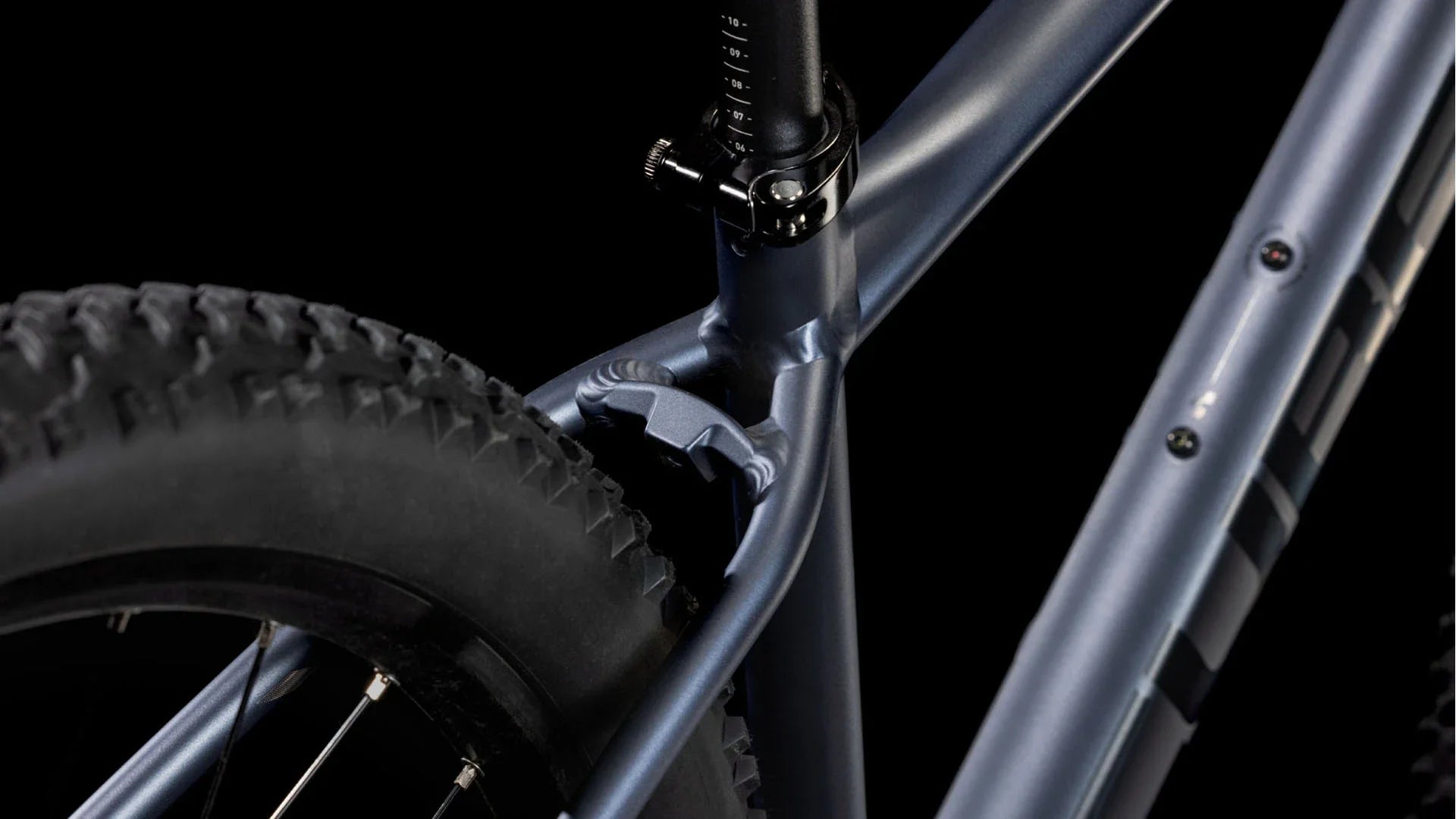 Cube Attention Pro metallicgrey´n´black 2025